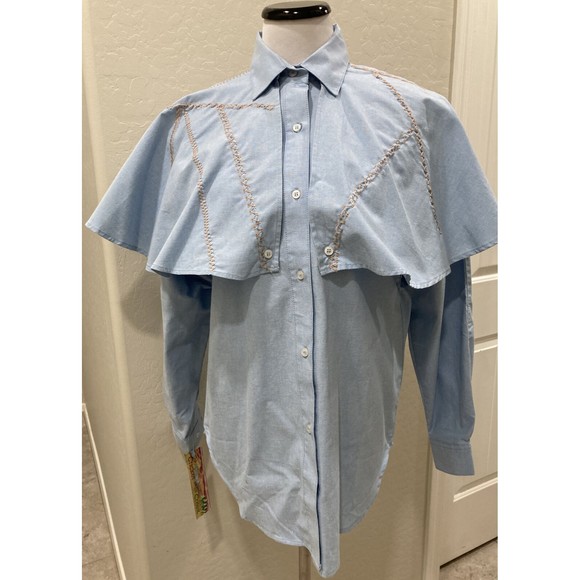 NWT Cricket By the Creek Women's Western Shirt w Detachable Cape SZ S Light Blue - Picture 1 of 16
